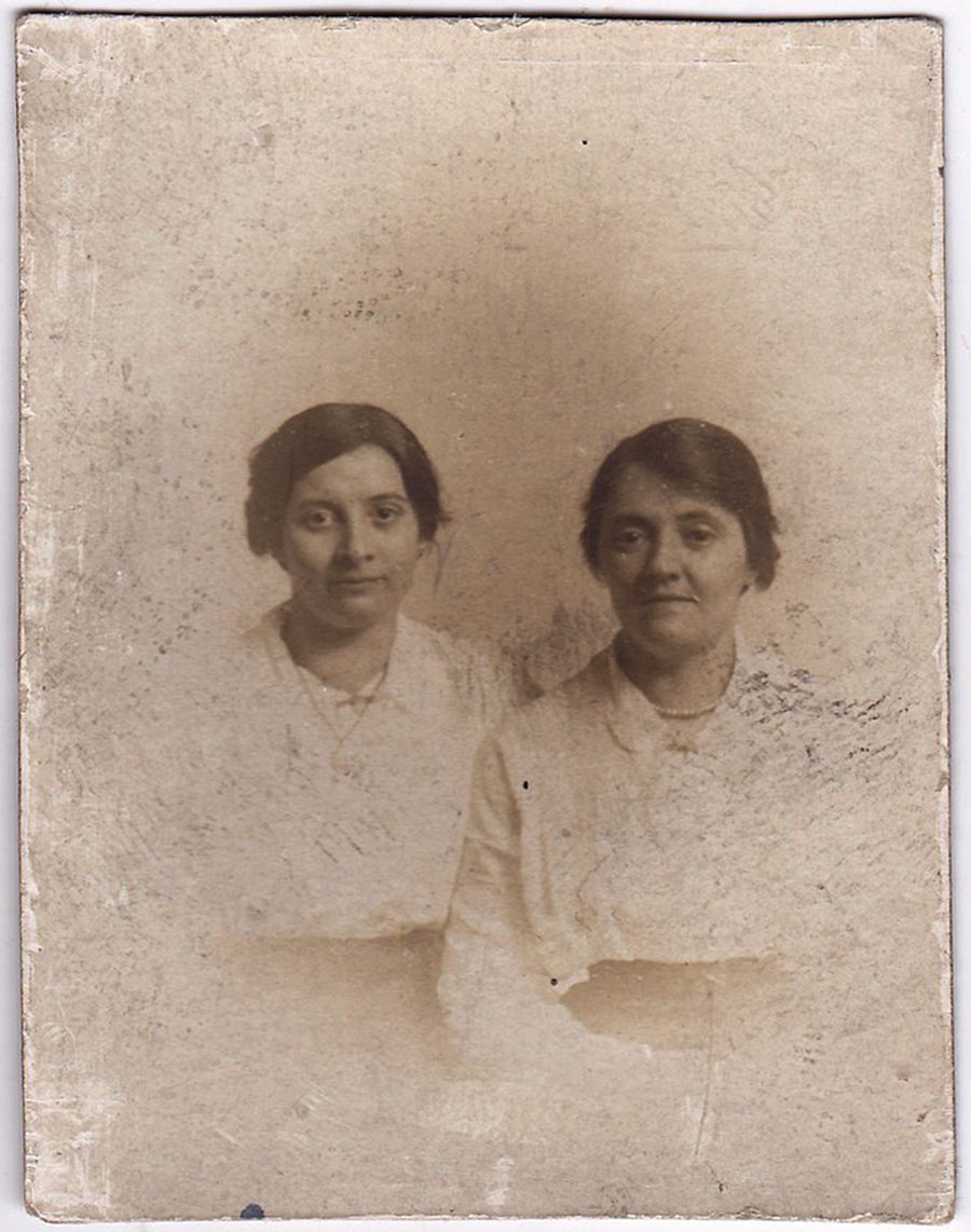 The original still photo, before animation